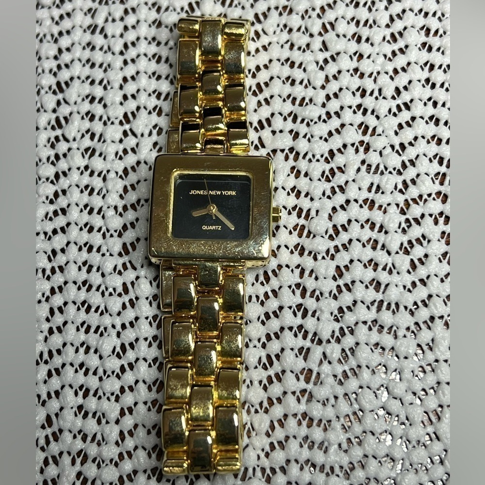 Vintage Women’s Jones New York Gold-Tone Watch W11
